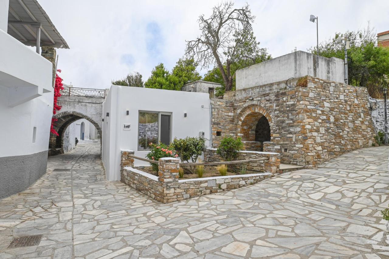 Le Petit Ενα Μικρό Αλλά Όμορφο Σπίτι Stení Exterior foto